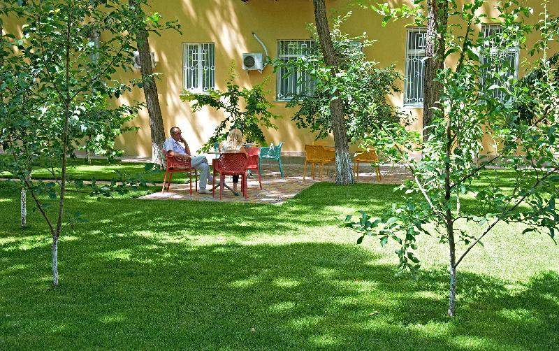 Garden Boutique Hotel Odessa Exterior foto